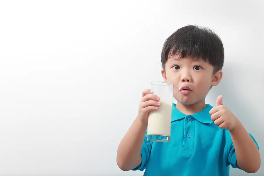 Sữa bột công thức mở nắp để được bao lâu còn dùng được?