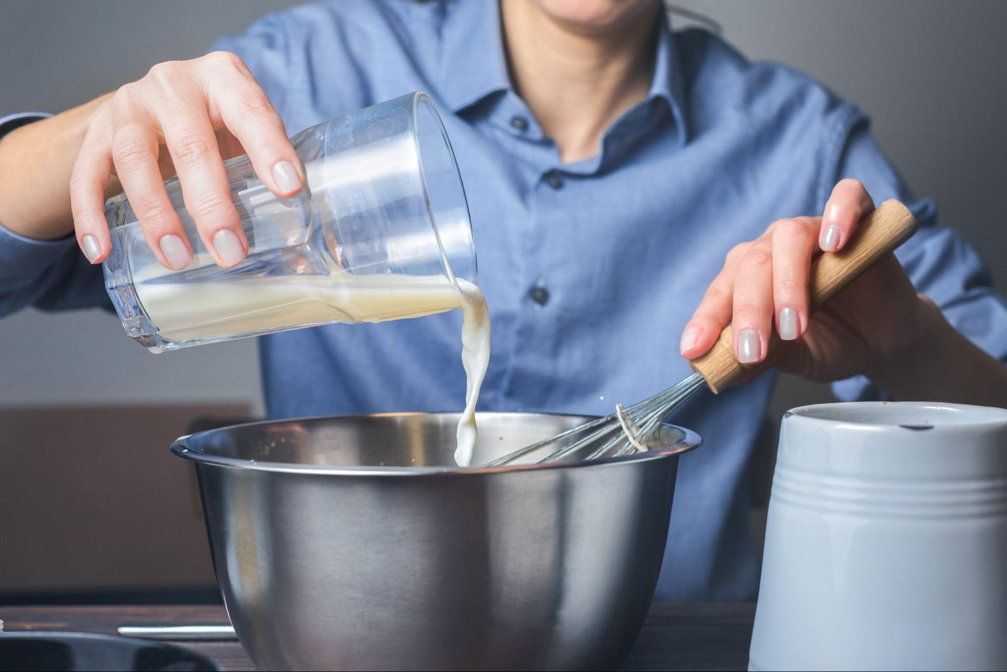 H&acirc;m n&oacute;ng sữa qu&aacute; nhiều lần l&agrave;m thay đổi m&ugrave;i vị của sữa c&ocirc;ng thức